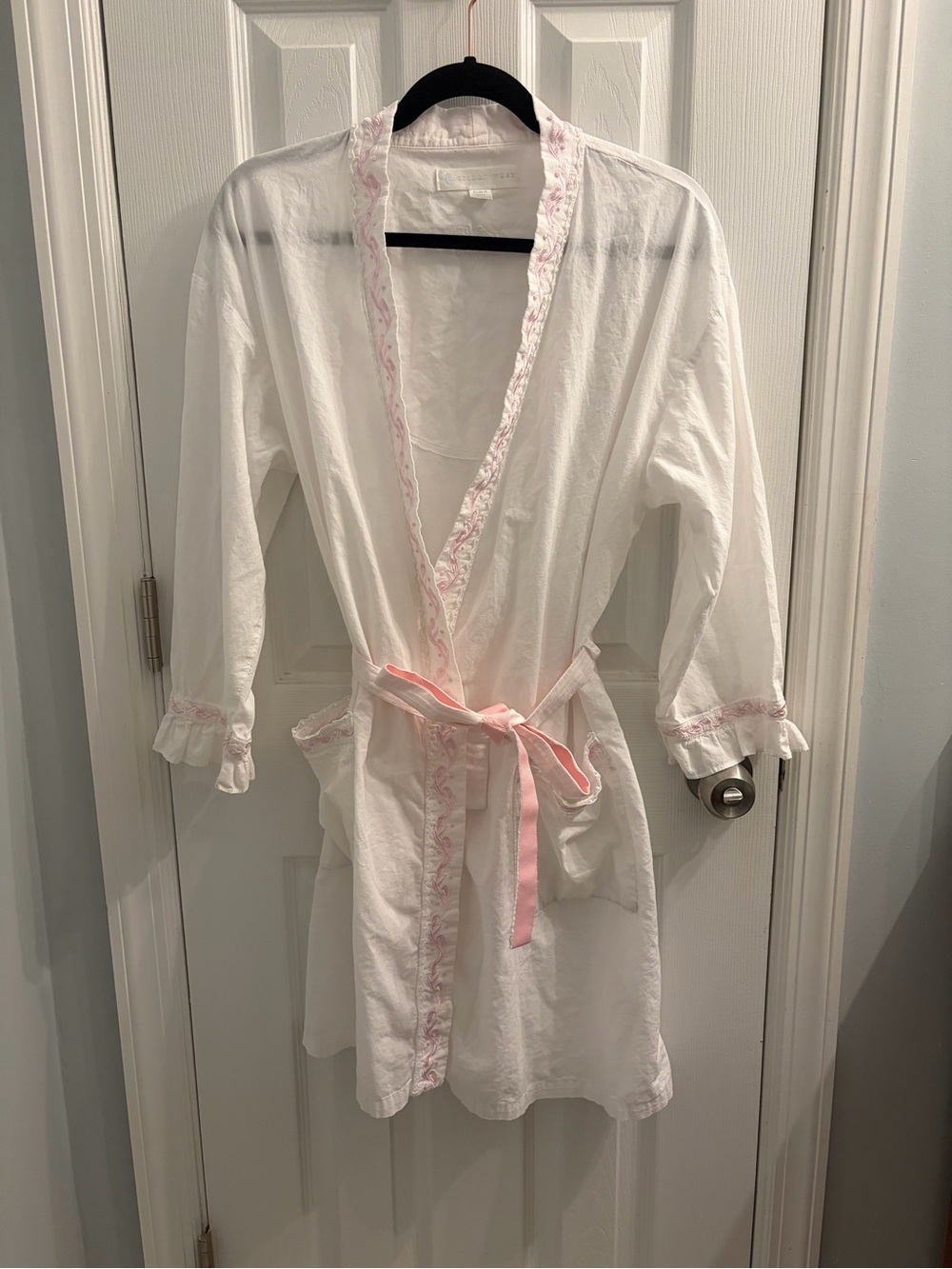 Eileen West Fairy Luxury 100% Cotton White Robe with Pink Trim and Tie